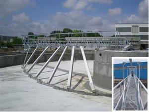 Equipment for the waste water treatment and cleaning